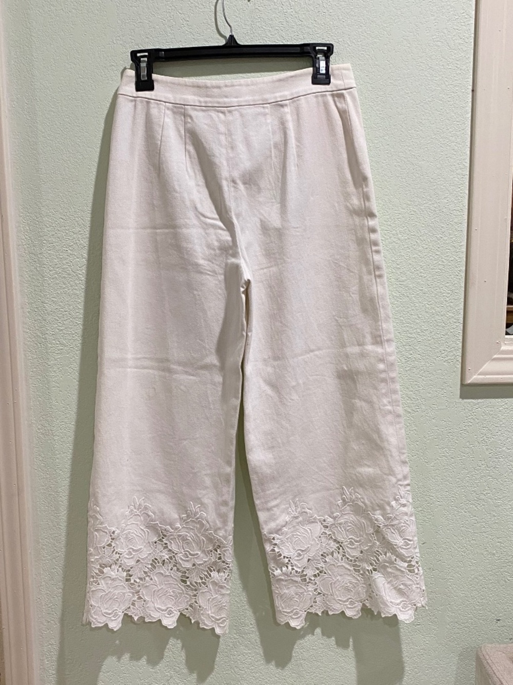Club Monaco pants - Picture 4 of 7